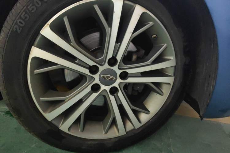 Used Chery Arrizo 5 2016 1.5L Manual Leading Version Right Front Wheel Hub