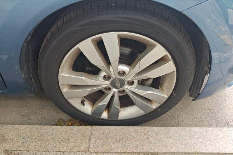 Used Chery Arrizo 5 2016 1.5L CVT Lingrui Edition Right Front Wheel Hub