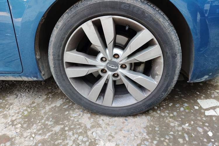 Used Chery Arrizo 5 2016 1.5L Manual Lingrui Edition Right Front Wheel Hub