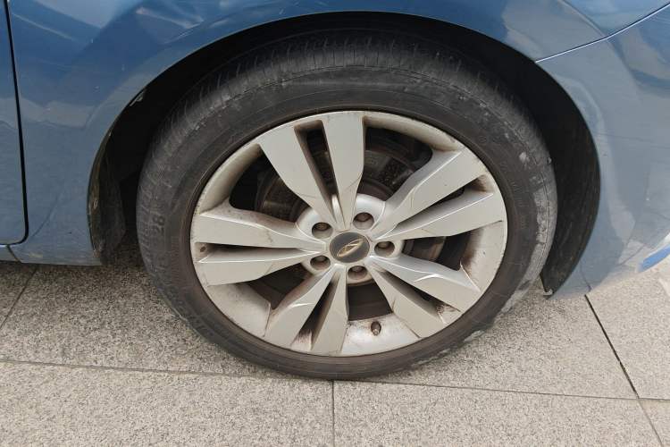 Used Chery Arrizo 5 2016 1.5L Manual Lingchao Edition Right Front Wheel Hub