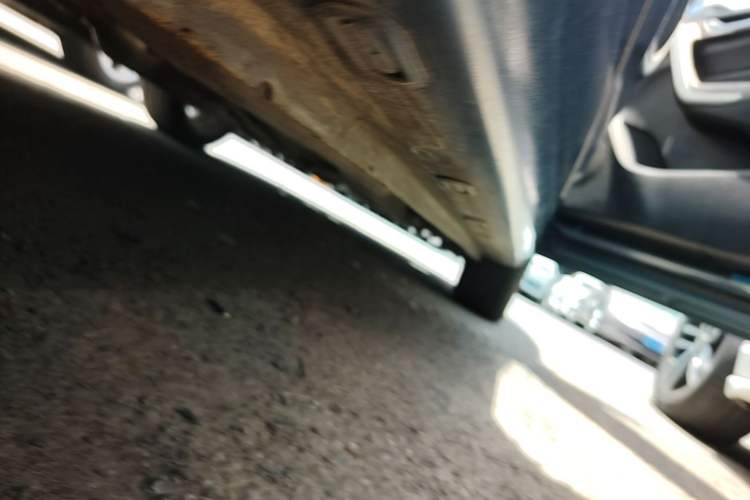 Used Chery Arrizo 5 2016 1.5L Manual Lingrui Edition Right Side Sill