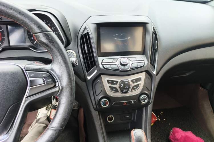 Used Chery Arrizo 5 2016 1.5L CVT Lingrui Edition Audio And AC Panel