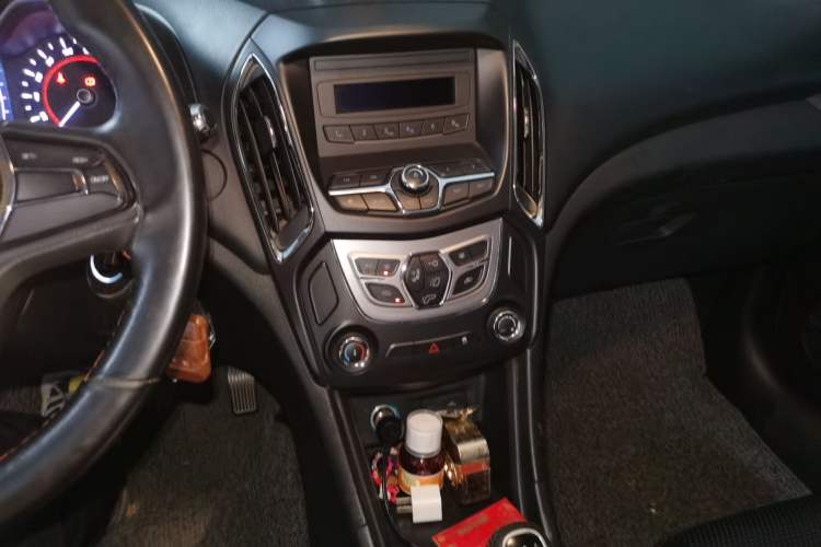 Used Chery Arrizo 5 2016 1.5L Manual Lingchao Edition Audio And AC Panel