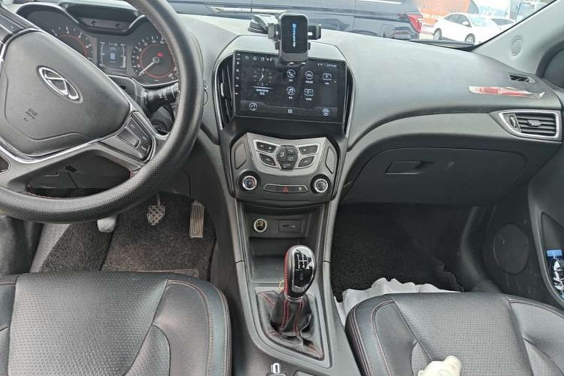 Used Chery Arrizo 5 2016 1.5L Manual Lingchao Edition Center Console