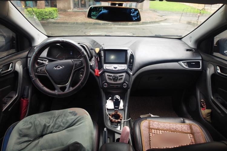 Used Chery Arrizo 5 2016 1.5L CVT Lingrui Edition Center Console