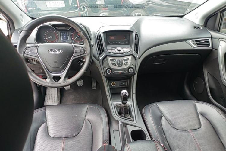 Used Chery Arrizo 5 2016 1.5L Manual Lingchao Edition Center Console