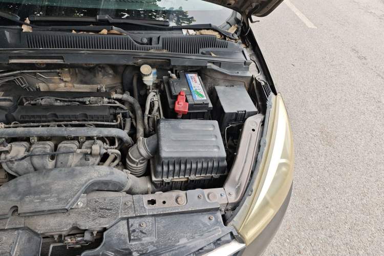 Used Chery Arrizo 5 2016 1.5L CVT Lingrui Edition Engine Bay Left