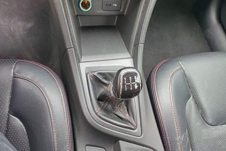 Used Chery Arrizo 5 2016 1.5L Manual Lingchao Edition Gear Lever