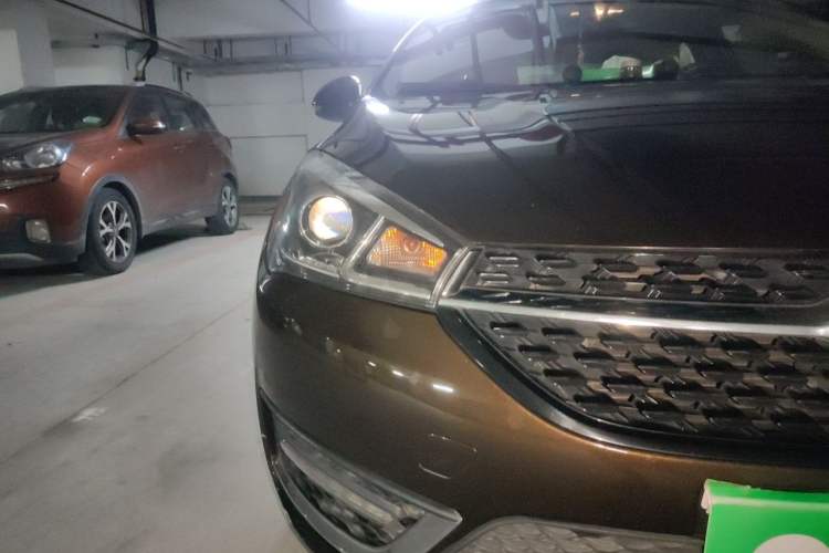 Used Chery Arrizo 5 2016 1.5L CVT Lingrui Edition Right Front Headlight