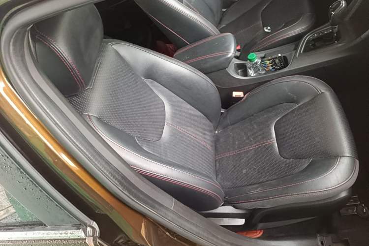 Used Chery Arrizo 5 2016 1.5L CVT Trendsetting Edition Right Front Seat