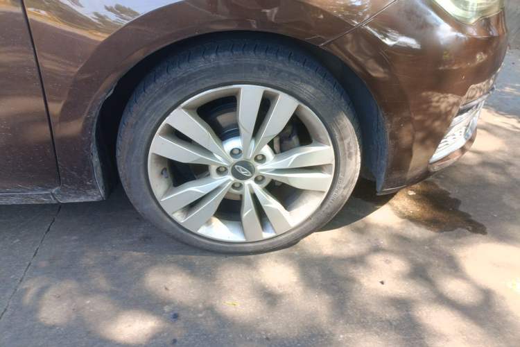 Used Chery Arrizo 5 2016 1.5L Manual Lingchao Edition Right Front Wheel Hub