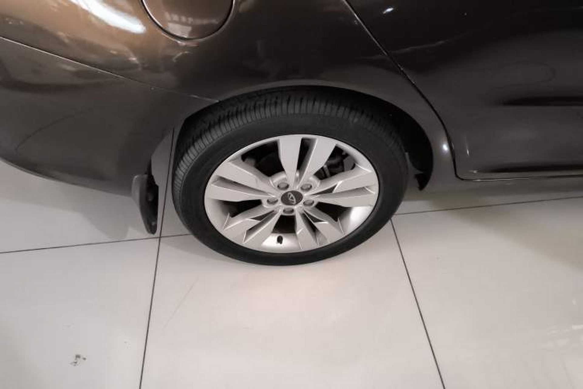 Used Chery Arrizo 5 2016 1.5L CVT Trendsetting Edition Right Rear Wheel Hub