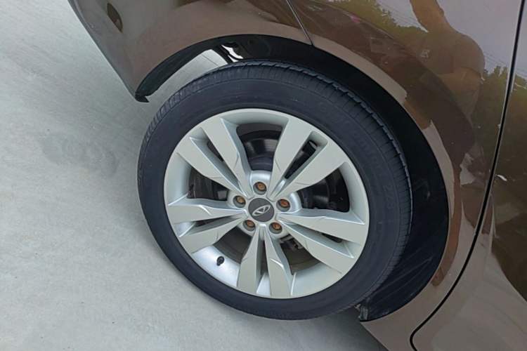 Used Chery Arrizo 5 2016 1.5L Manual Lingchao Edition Right Rear Wheel Hub