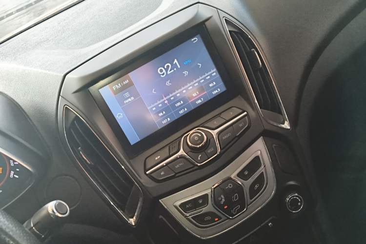 Used Chery Arrizo 5 2016 1.5L Manual Lingrui Edition Audio And AC Panel