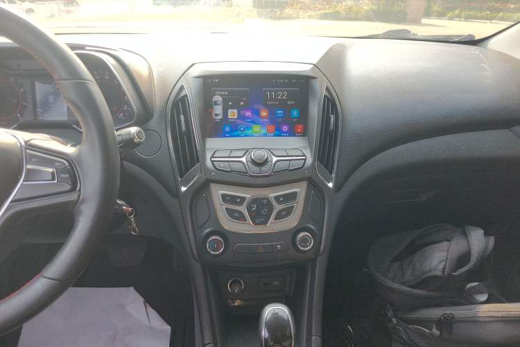 Used Chery Arrizo 5 2016 1.5L CVT Trendsetting Edition Audio And AC Panel