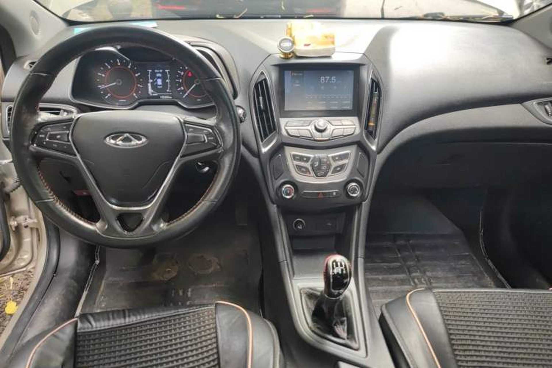 Used Chery Arrizo 5 2016 1.5L Manual Lingrui Edition Center Console