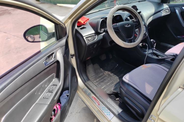 Used Chery Arrizo 5 2016 1.5L CVT Trendsetting Edition Driver Seat