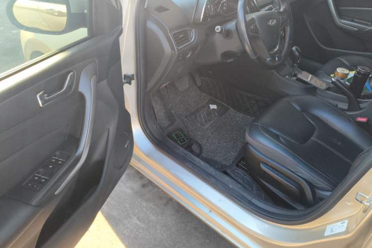 Used Chery Arrizo 5 2016 1.5L CVT Leading Edition Driver Seat