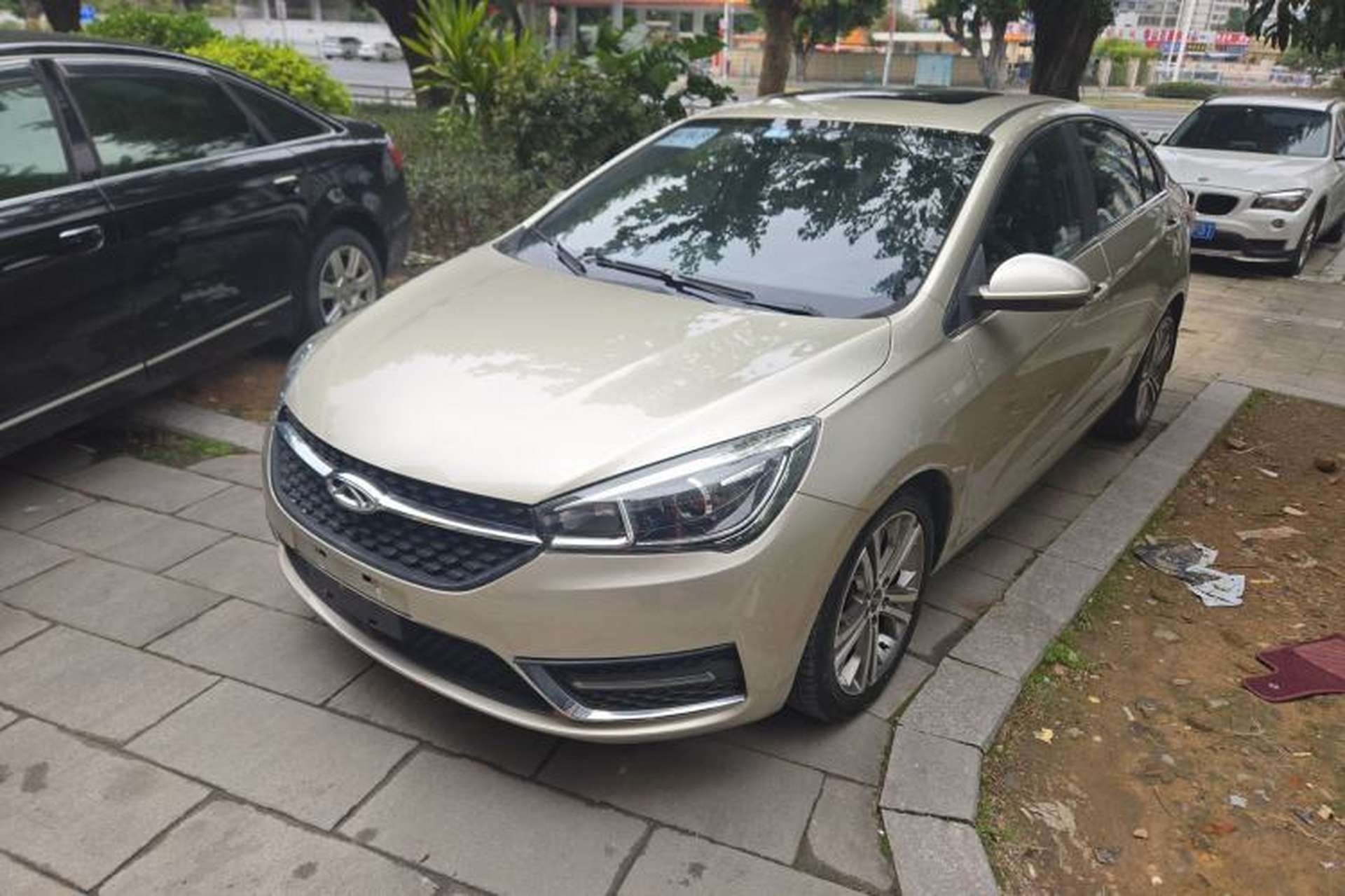 Used Chery Arrizo 5 2016 1.5L CVT Luxury Edition Front Left 45 Deg