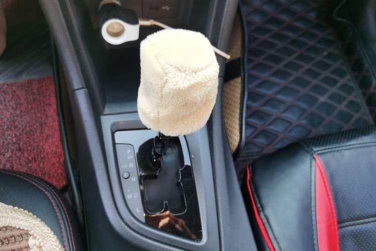 Used Chery Arrizo 5 2016 1.5L CVT Lingrui Edition Gear Lever