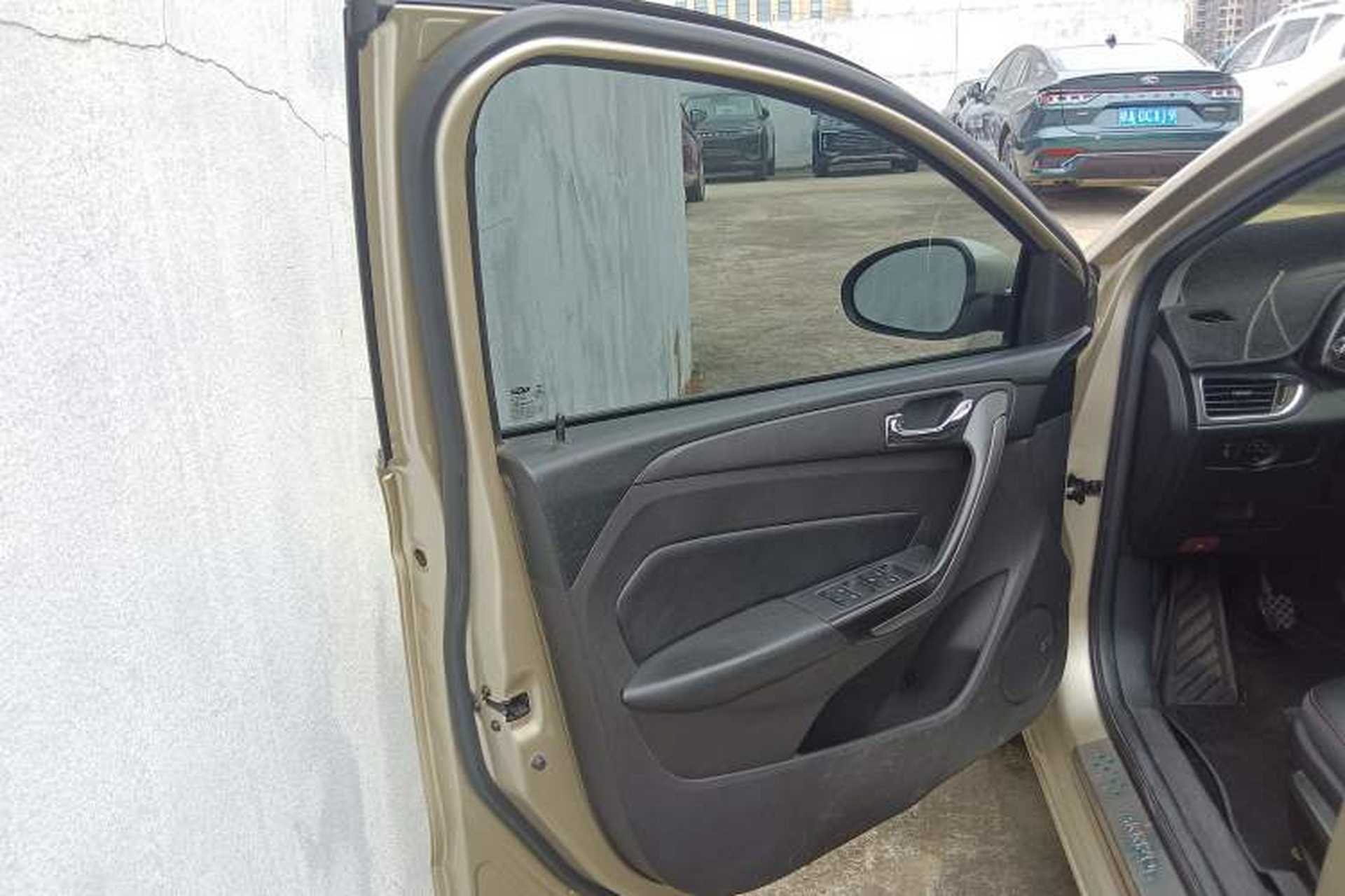 Used Chery Arrizo 5 2016 1.5L Manual Lingrui Edition Left Front Door Interior