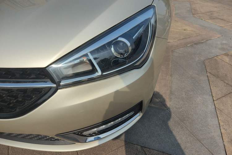 Used Chery Arrizo 5 2016 1.5L CVT Trendsetting Edition Left Front Headlight