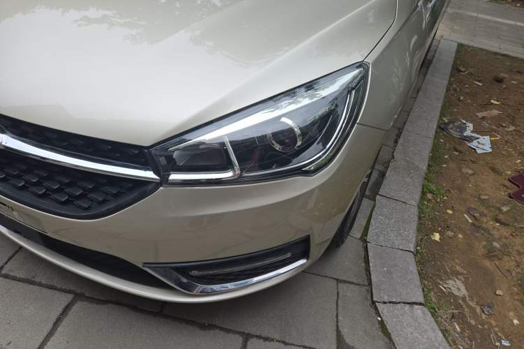 Used Chery Arrizo 5 2016 1.5L CVT Luxury Edition Left Front Headlight