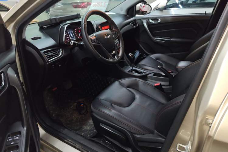 Used Chery Arrizo 5 2016 1.5L CVT Trendsetting Edition Left Front Seat