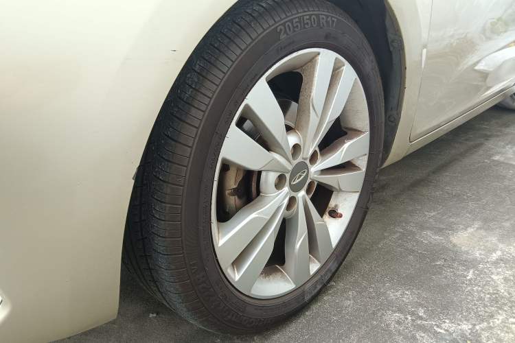 Used Chery Arrizo 5 2016 1.5L Manual Lingrui Edition Left Front Wheel Hub