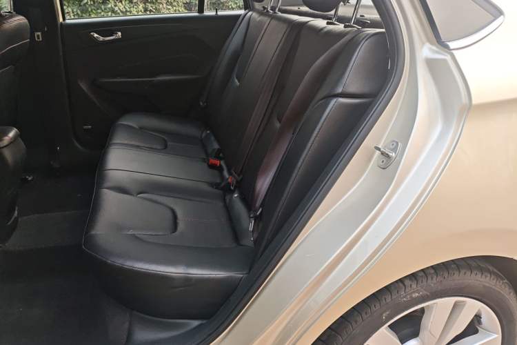 Used Chery Arrizo 5 2016 1.5L Manual Lingchao Edition Left Rear Seat