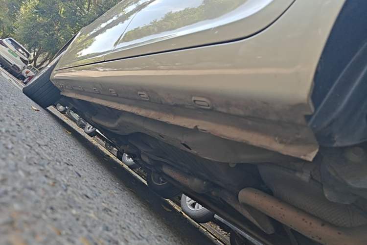 Used Chery Arrizo 5 2016 1.5L CVT Trendsetting Edition Left Side Sill
