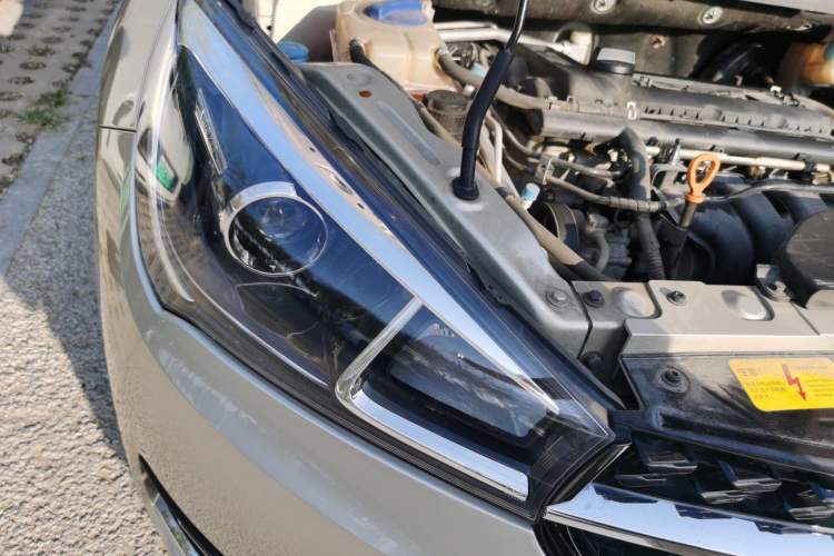 Used Chery Arrizo 5 2016 1.5L CVT Lingrui Edition Right Front Headlight