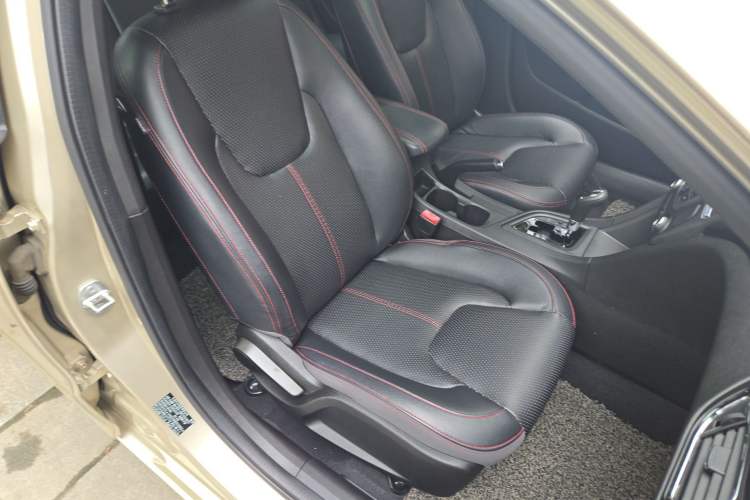 Used Chery Arrizo 5 2016 1.5L CVT Luxury Edition Right Front Seat