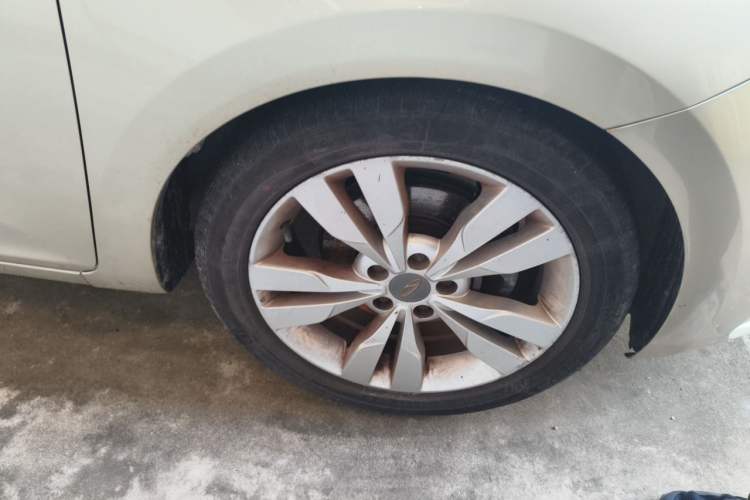 Used Chery Arrizo 5 2016 1.5L CVT Leading Edition Right Front Wheel Hub