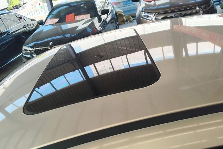 Used Chery Arrizo 5 2016 1.5L Manual Lingrui Edition Roof