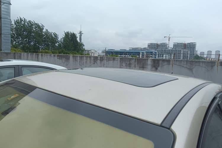 Used Chery Arrizo 5 2016 1.5L Manual Lingrui Edition Roof