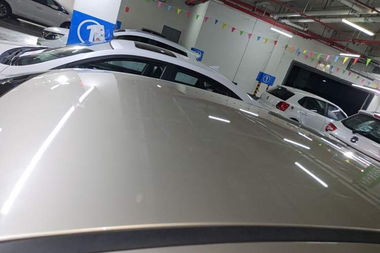 Used Chery Arrizo 5 2016 1.5L CVT Trendsetting Edition Roof