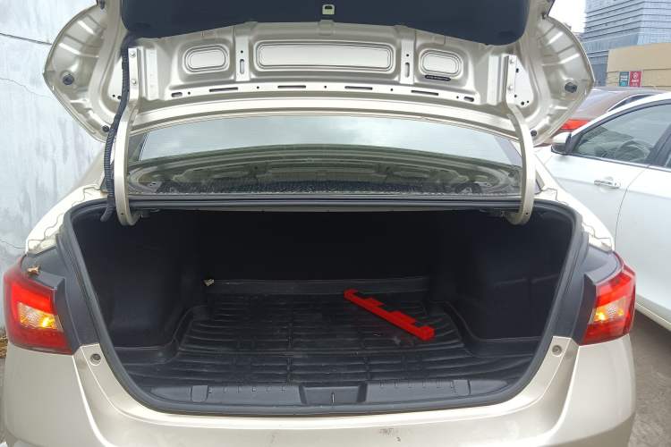 Used Chery Arrizo 5 2016 1.5L Manual Lingrui Edition Trunk