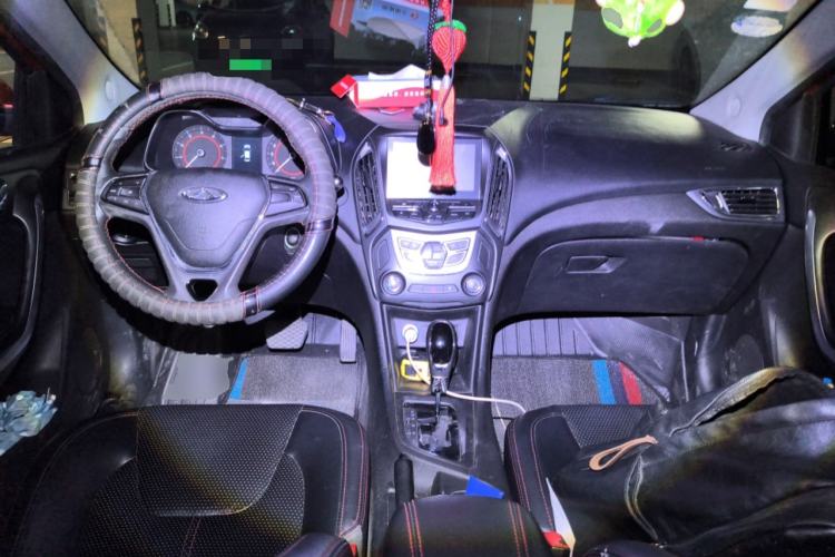 Used Chery Arrizo 5 2016 1.5L CVT Lingrui Edition Center Console
