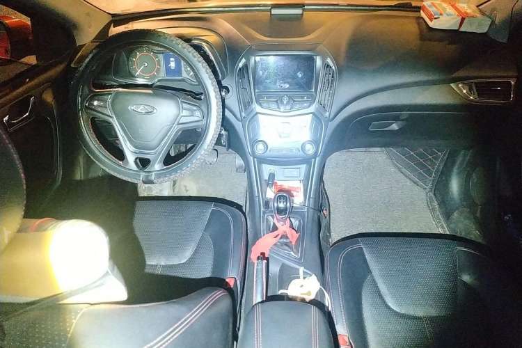 Used Chery Arrizo 5 2016 1.5L Manual Lingzhen Edition Center Console