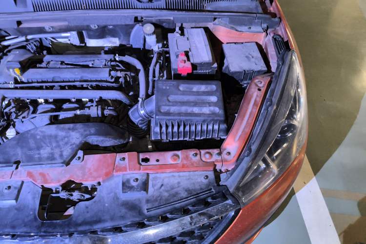 Used Chery Arrizo 5 2016 1.5L CVT Lingrui Edition Engine Bay Left