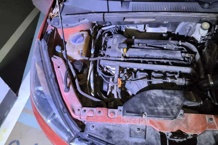 Used Chery Arrizo 5 2016 1.5L CVT Lingrui Edition Engine Bay Right