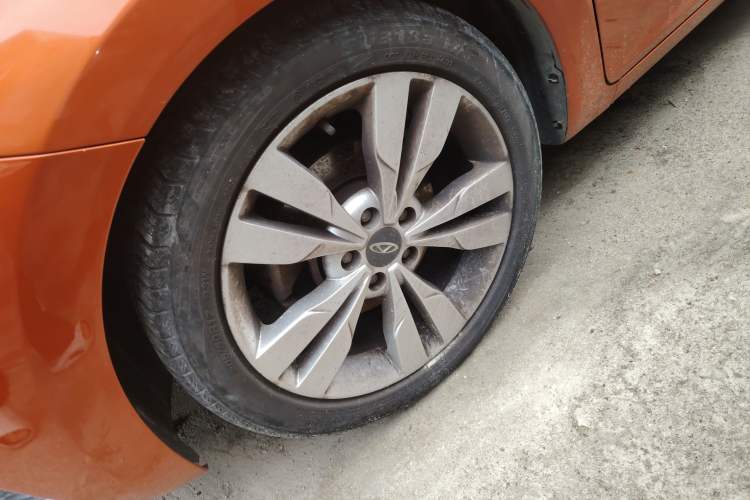 Used Chery Arrizo 5 2016 1.5L CVT Trendsetting Edition Exterior 3