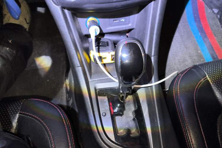 Used Chery Arrizo 5 2016 1.5L CVT Lingrui Edition Gear Lever