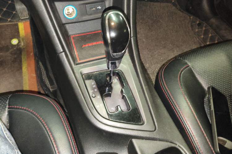 Used Chery Arrizo 5 2016 1.5L CVT Leading Edition Gear Lever