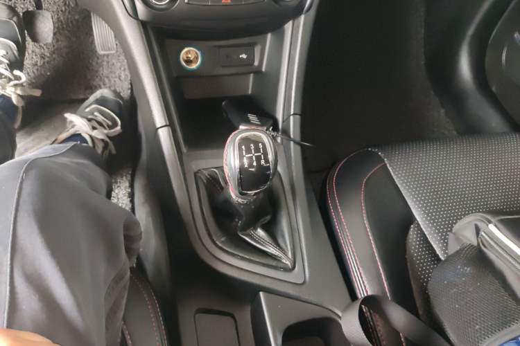 Used Chery Arrizo 5 2016 1.5L Manual Lingchao Edition Gear Lever