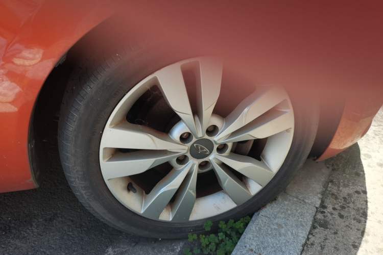 Used Chery Arrizo 5 2016 1.5L Manual Lingchao Edition Right Front Wheel Hub