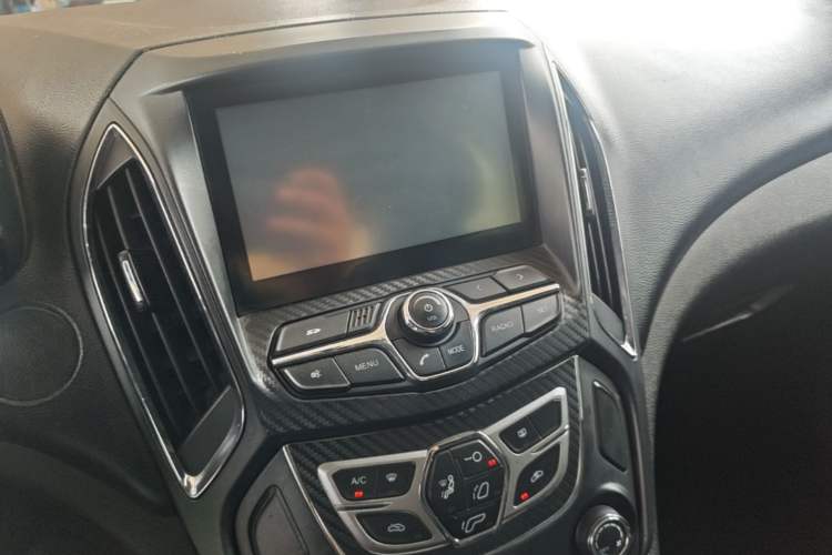 Used Chery Arrizo 5 2016 1.5L CVT Lingrui Edition Audio And AC Panel