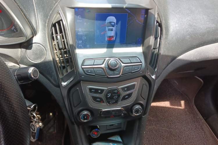 Used Chery Arrizo 5 2016 1.5L Manual Lingchao Edition Audio And AC Panel