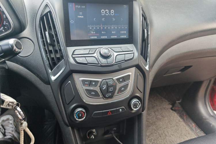 Used Chery Arrizo 5 2016 1.5L CVT Lingrui Edition Audio And AC Panel